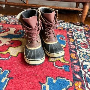 Sorel Snow Boots with Inserts